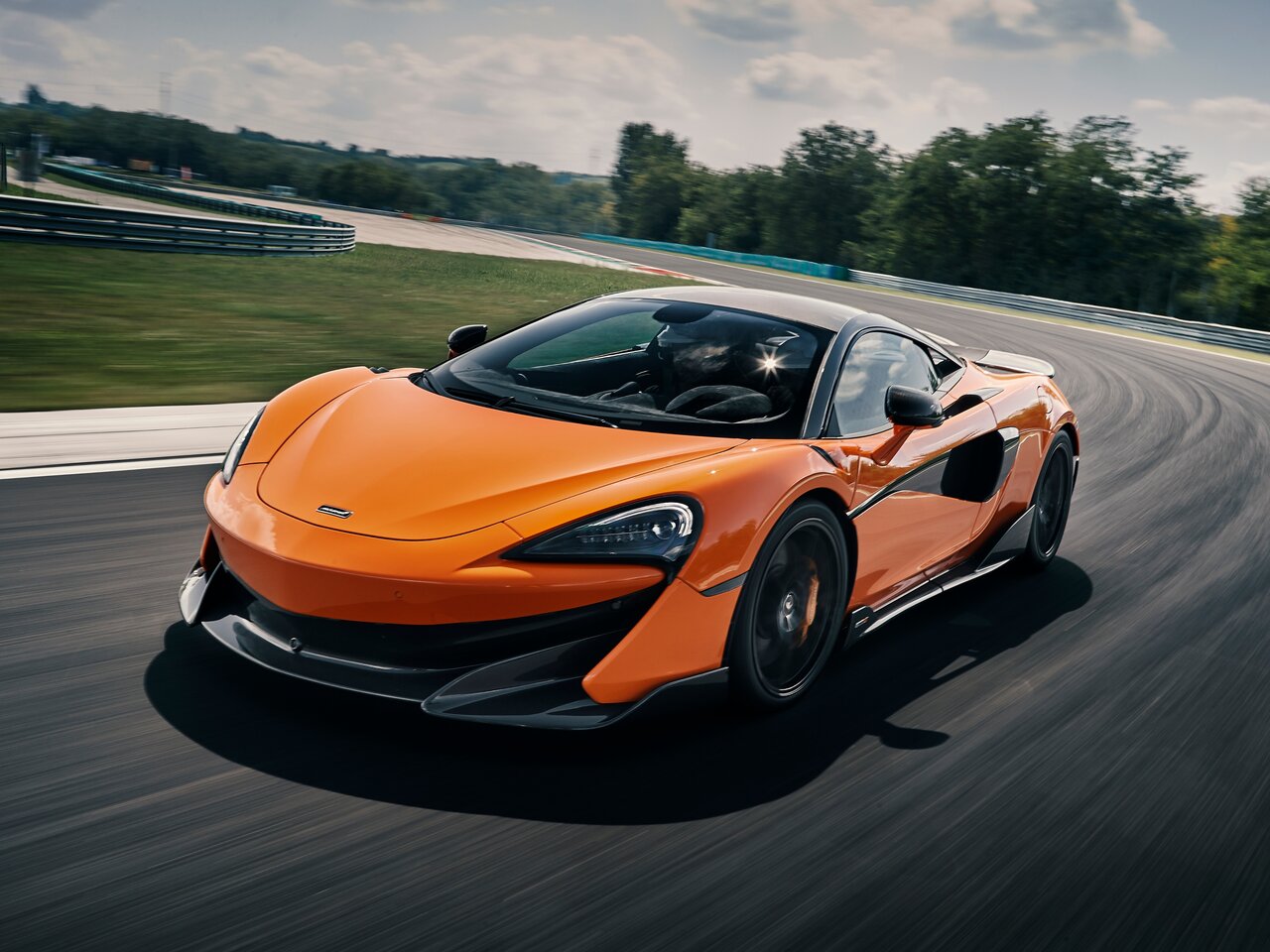 McLaren 600LT Основной вид