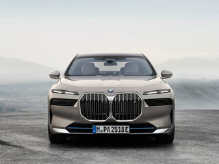 2024 BMW i7 xDrive60 I (G70), серый, 14190000 рублей, вид 3