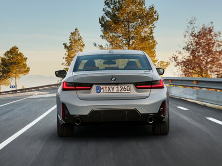 2023 BMW 3 серии 320i VII (G2x) Рестайлинг, белый - вид 3