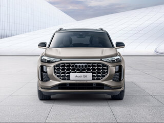 2026 Audi Q6 40 TFSI, чёрный, 6790000 рублей, вид 3
