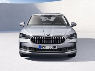 2025 Skoda Superb IV, серый, 5940000 рублей, вид 3