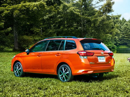 2020 Toyota Corolla Fielder XI (E160, E170) Рестайлинг 2, чёрный, 1650000 рублей - вид 2