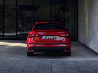 2025 Audi A3 35 TFSI IV (8Y) Рестайлинг, серый, 4230000 рублей, вид 4