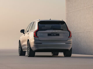 2026 Volvo XC90 B5 II Рестайлинг 2, белый, 12420000 рублей, вид 4