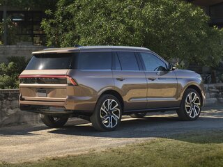 2025 Lincoln Navigator V, белый, 21550000 рублей, вид 3