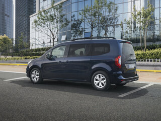 2024 Renault Kangoo Grand III, коричневый, 4000000 рублей, вид 3
