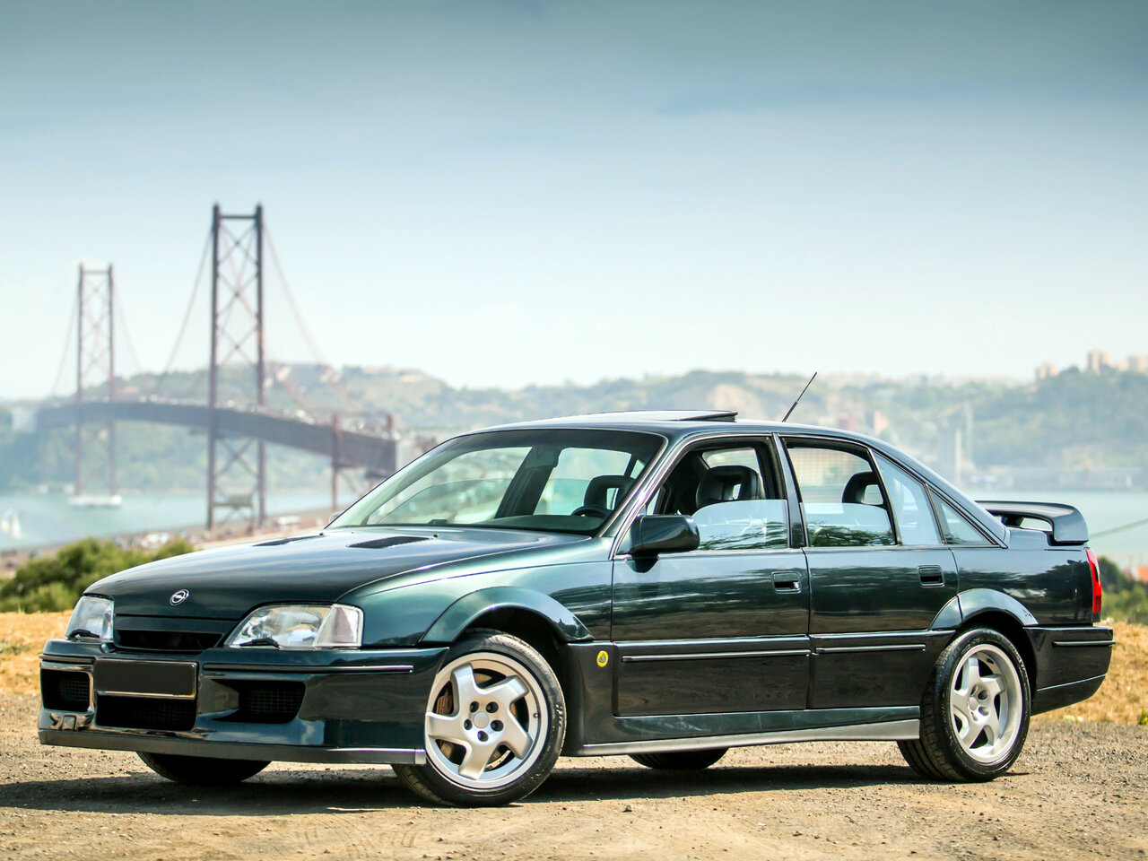 Opel Lotus Omega Основной вид