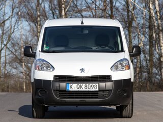 2008 Peugeot Partner II, серебристый, 380000 рублей, вид 4