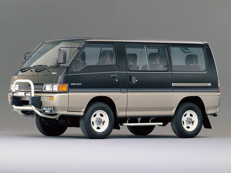 1989 Mitsubishi Delica III, серый, 950000 рублей - вид 2