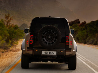 2025 Land Rover Defender Octa II, серый, 29500000 рублей, вид 4