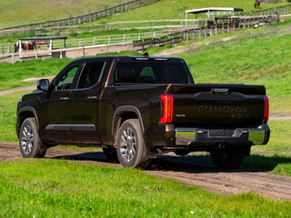 2025 Toyota Tundra CrewMax III, чёрный, 11790000 рублей, вид 5