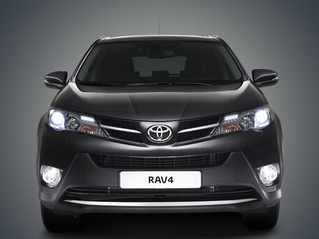 2013 Toyota RAV4 IV (XA40), чёрный, 2350000 рублей - вид 2