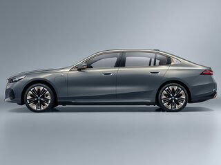2025 BMW i5 Long eDrive35L, чёрный, 6990000 рублей, вид 2