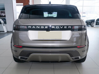 2025 Land Rover Range Rover Evoque L II Рестайлинг, серебристый, 6690000 рублей, вид 4