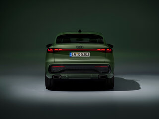 2026 Audi Q5 Sportback TFSI quattro S tronic II (GU), белый, 9000000 рублей, вид 4
