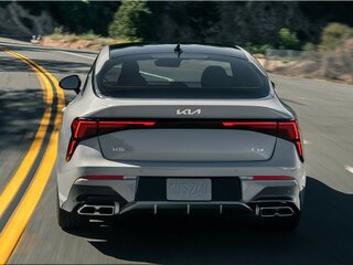 2026 Kia K5 III Рестайлинг, чёрный, 5070000 рублей, вид 3