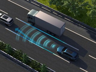 Система удержания автомобиля в полосе движения (LKA)