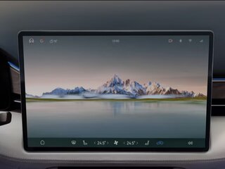 15,6" мультимедийный дисплей