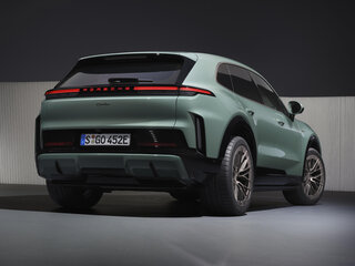 2026 Porsche Cayenne Electric IV, зелёный, 24500000 рублей, вид 4