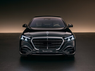 2026 Mercedes-Benz S-Класс 580 Long 4MATIC VII (W223) Рестайлинг, чёрный, 29890000 рублей, вид 3