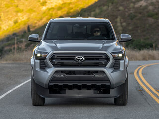 2026 Toyota Tacoma IV, белый, 11490000 рублей, вид 3