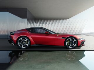2025 Ferrari 12Cilindri, красный, 63460000 рублей, вид 2