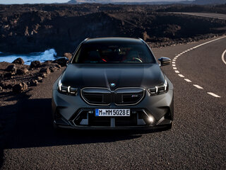 2025 BMW M5 Touring VII (G90), чёрный, 21590000 рублей, вид 3