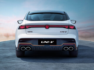 2026 Changan UNI-V I Рестайлинг 2, серый, 3579900 рублей, вид 4