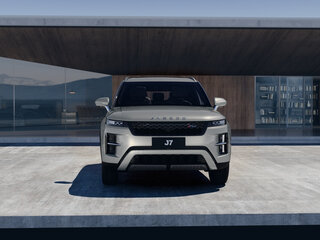 2025 Jaecoo J7 Limited Edition I Рестайлинг, серебристый, 2735900 рублей, вид 4