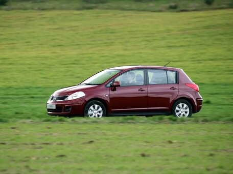 2004 Nissan Tiida I, синий, 500000 рублей - вид 2