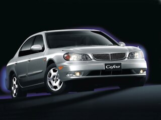 1999 Nissan Cefiro III (A33), белый, 300000 рублей, вид 3