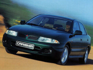 1998 Mitsubishi Carisma I, чёрный, 230000 рублей, вид 1