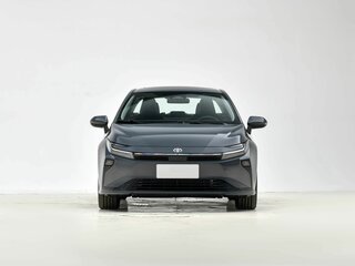 2026 Toyota Corolla XII (E210) Рестайлинг 2, белый, 3390000 рублей, вид 3