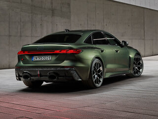 2026 Audi RS 5 III (B10), красный, 21562500 рублей, вид 4