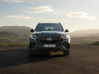 2026 Mercedes-Benz GLS 450 II (X167) Рестайлинг 2, зелёный, 18500000 рублей, вид 3