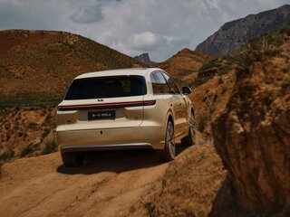 2026 Li Auto (Lixiang) L6 II, бежевый, 8790000 рублей, вид 4