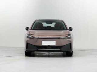 2026 Toyota bZ3, серебристый, 4390000 рублей, вид 3