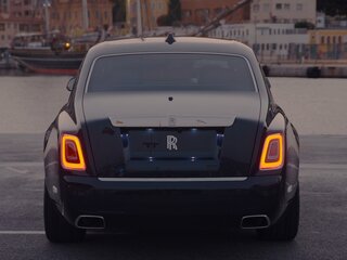 2024 Rolls-Royce Phantom Extended VIII Рестайлинг (Series II), чёрный, 90665696 рублей, вид 4