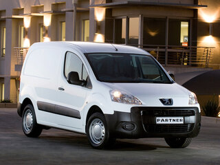 2008 Peugeot Partner II, серебристый, 380000 рублей, вид 2