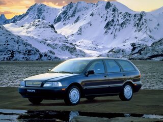1998 Volvo V40 I, синий, 250000 рублей, вид 1