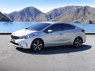 2017 Kia Cerato III Рестайлинг (Classic), белый, 820000 рублей, вид 1