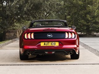 2022 Ford Mustang VI Рестайлинг, голубой, 7535000 рублей, вид 4