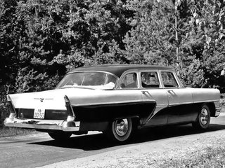 1961 ГАЗ 13 «Чайка», белый, 7000000 рублей, вид 3