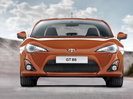 2015 Toyota GT86 I, белый, 2200000 рублей - вид 2