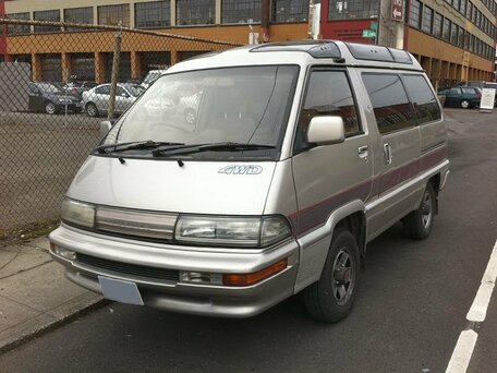 1983 Toyota MasterAce Surf, серый, 430000 рублей