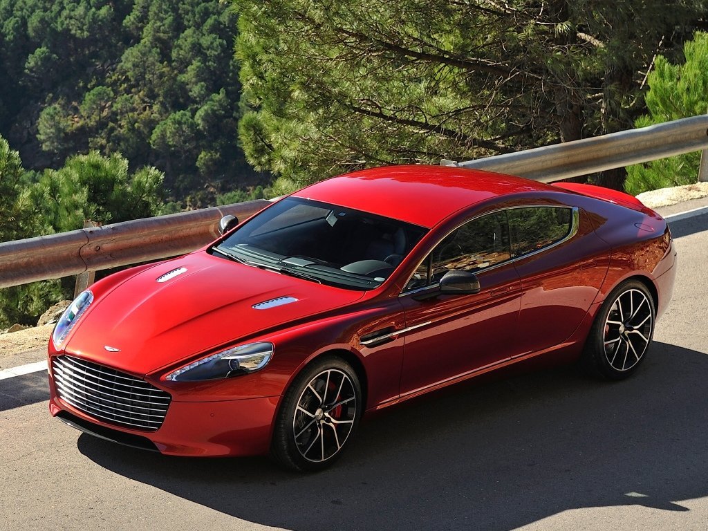 Aston Martin Rapide Основной вид