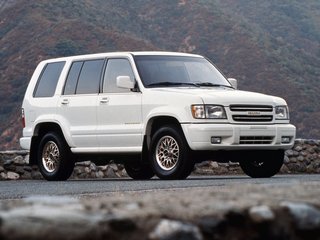 2002 Isuzu Trooper II, белый, 1200000 рублей, вид 1