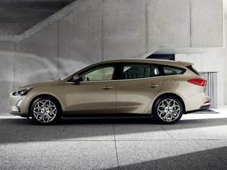 2021 Ford Focus IV, белый, 1500000 рублей, вид 2