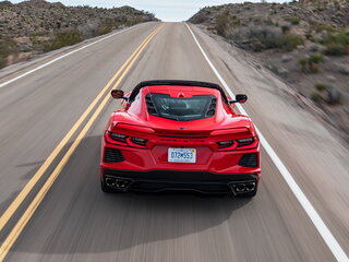 2026 Chevrolet Corvette Stingray C8, зелёный, 15931689 рублей, вид 4