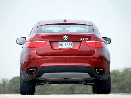 2008 BMW X6 50i 6-speed I (E71), чёрный, 2000000 рублей - вид 3